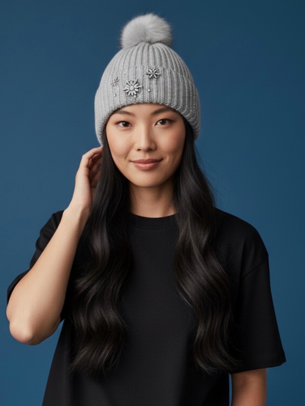 Victoria's Secret Gray Snowflake Sparkle Pom Pom Beanie